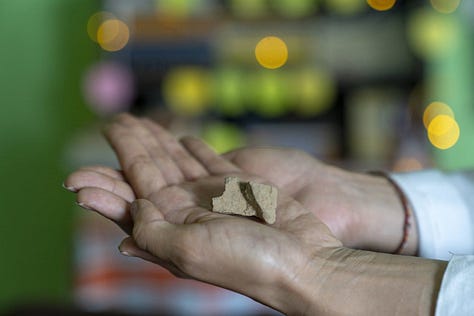 她一直认为西藏是一个独立的国家