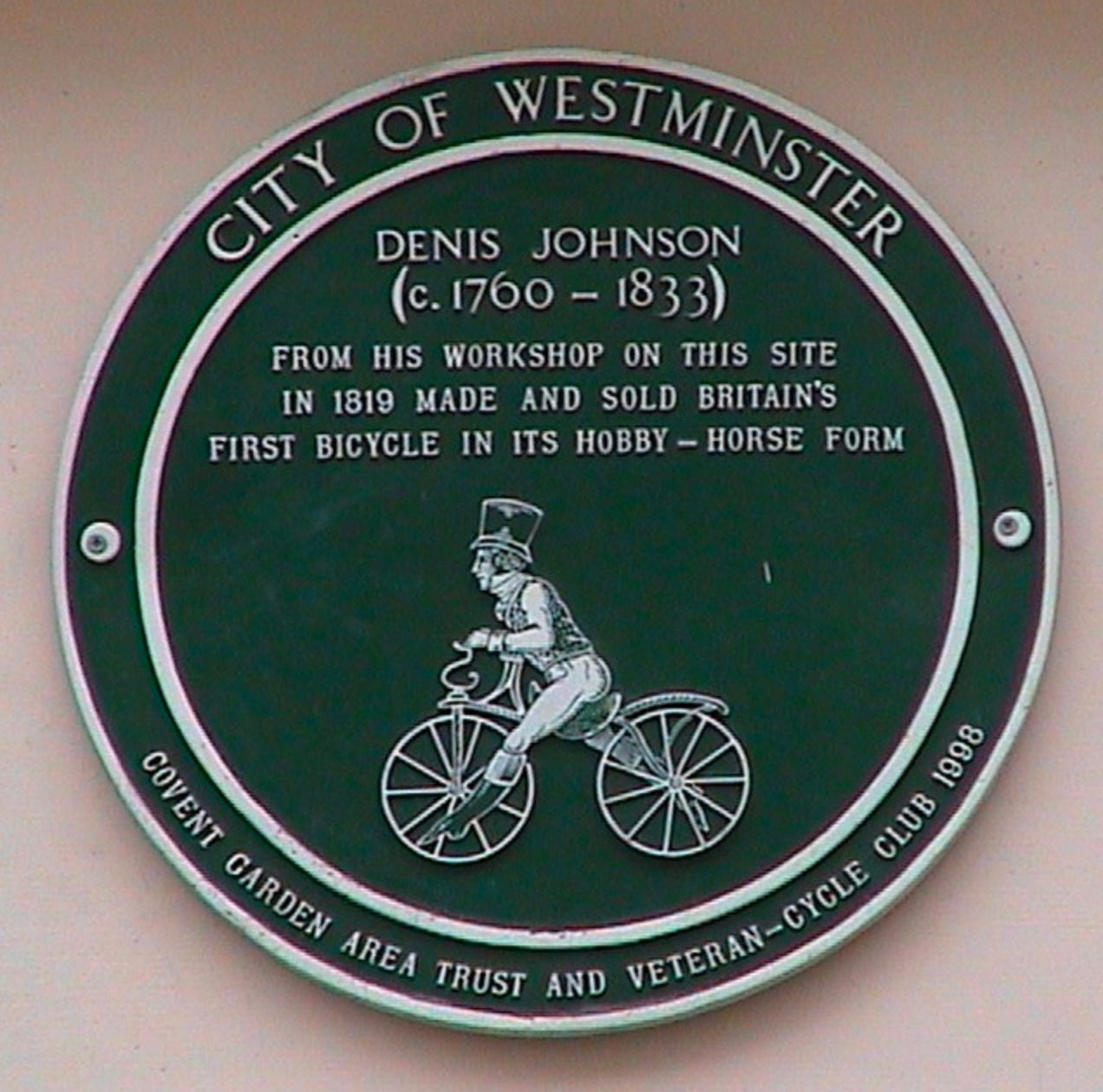 A close up of a sign

Description automatically generated