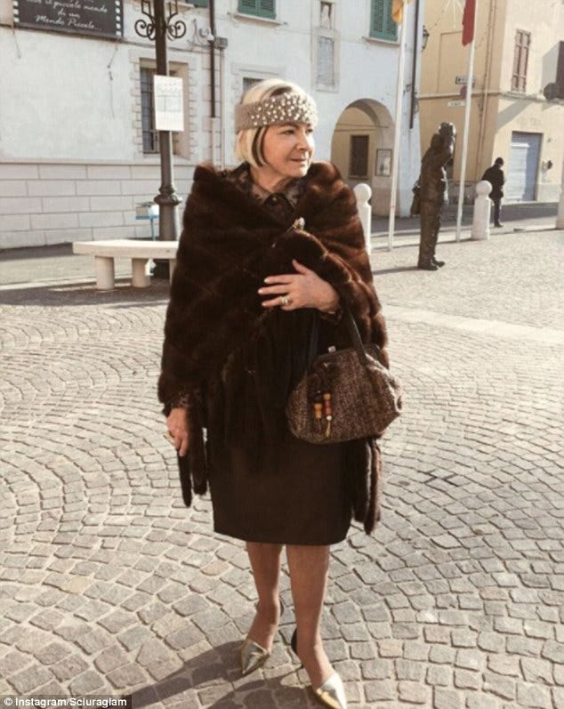 Sciuraglam Instagram account features Milan's most stylish women | Daily  Mail Online