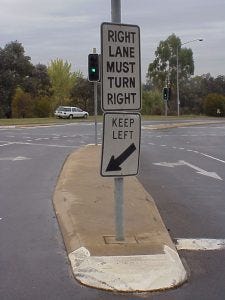 confusing sign confusing sign