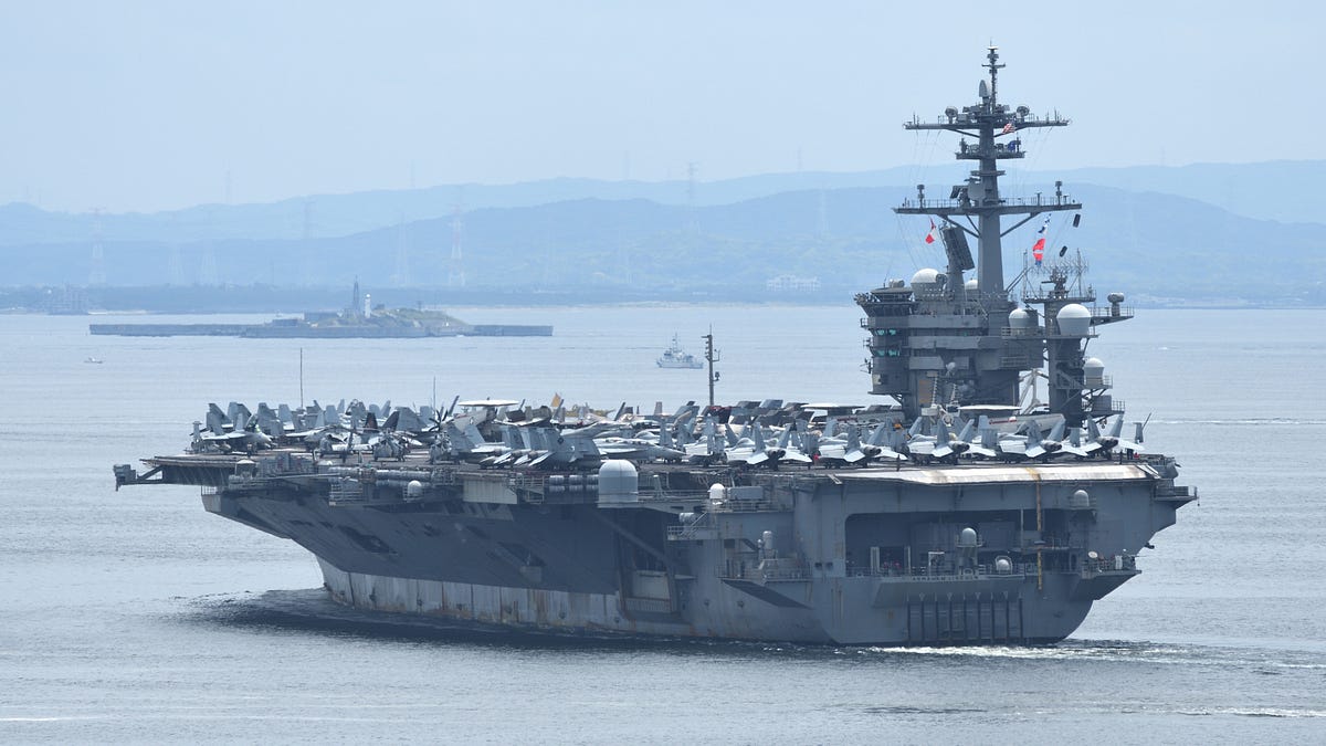 The Wall Street Journal Has the USS Abraham Lincoln Story Backward