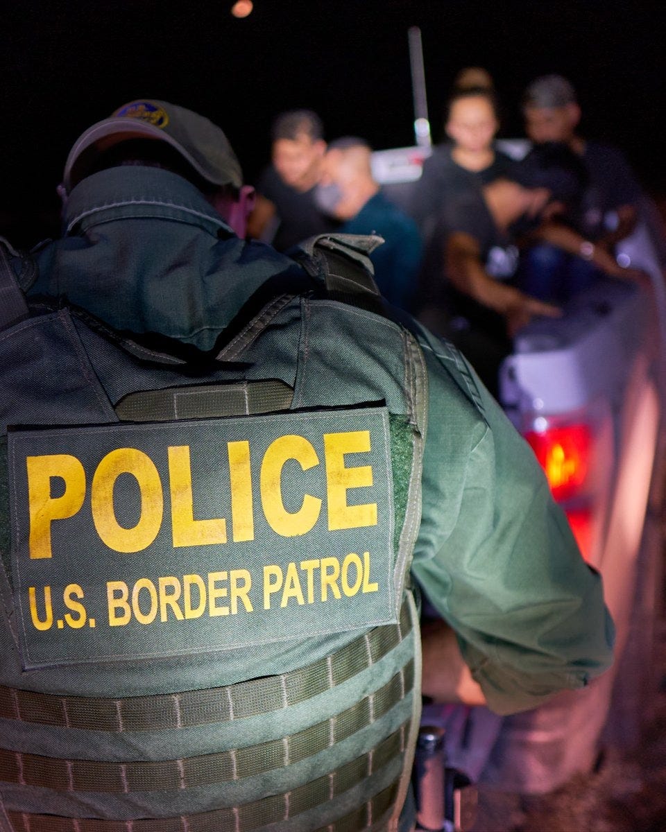 US Border Patrol Agent US Border Patrol Agent
