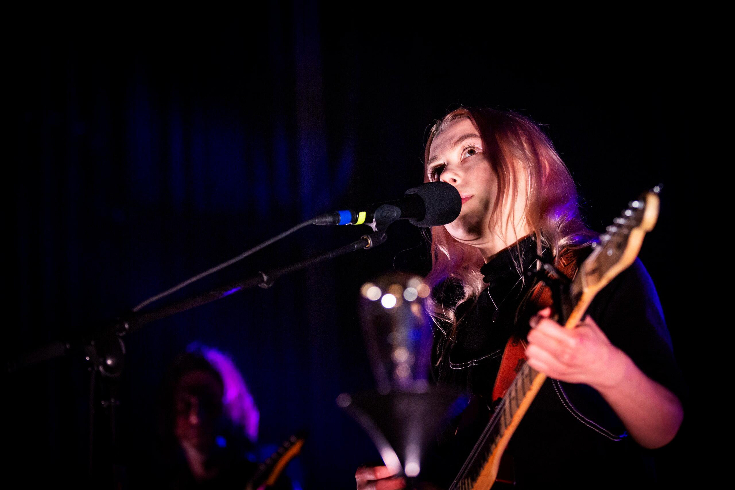 Everyone Wants to Be Phoebe Bridgers's Friend - The Ringer