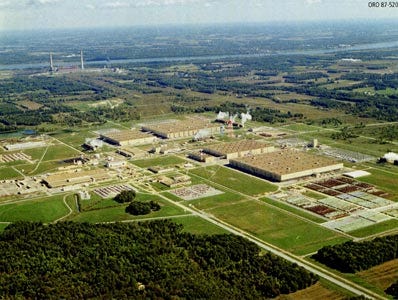 Aerial view of the Paducah Gaseous Diffusion Plant. Aerial view of the Paducah Gaseous Diffusion Plant.
