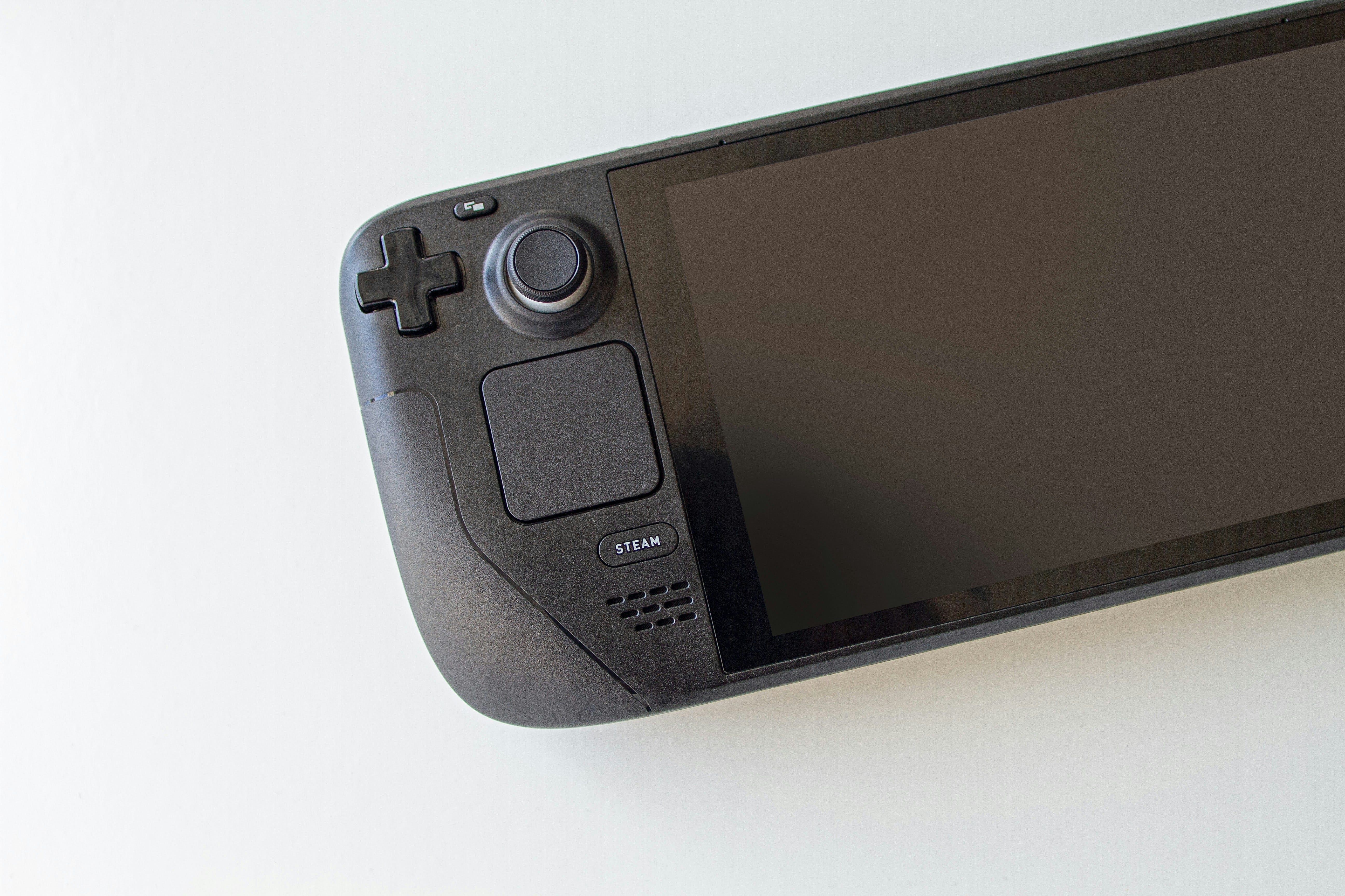 Best Handheld Consoles for Pico-8 Gamedev - by José Pérez