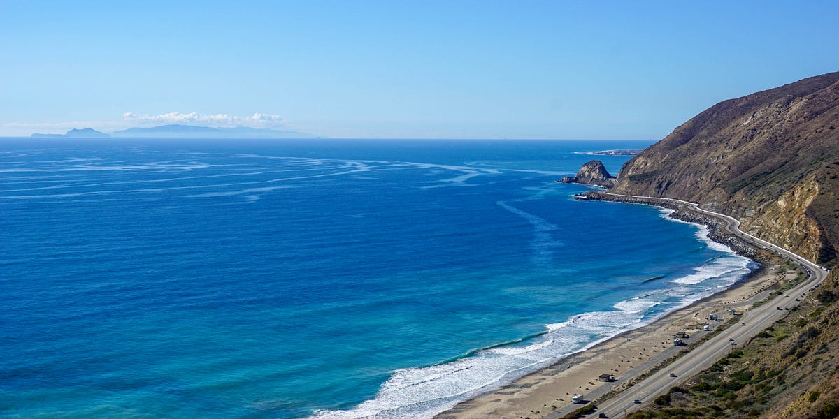 MALIBU MYSTERY TOUR: