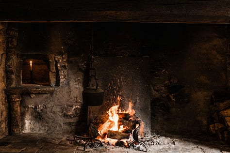 Combe Head House in Somerset and photos of the fire and the dining room