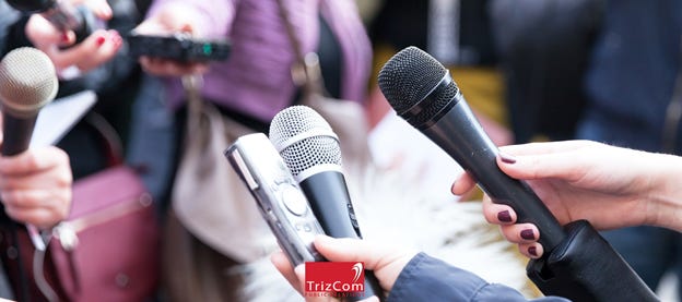 A hand holding microphones

AI-generated content may be incorrect.