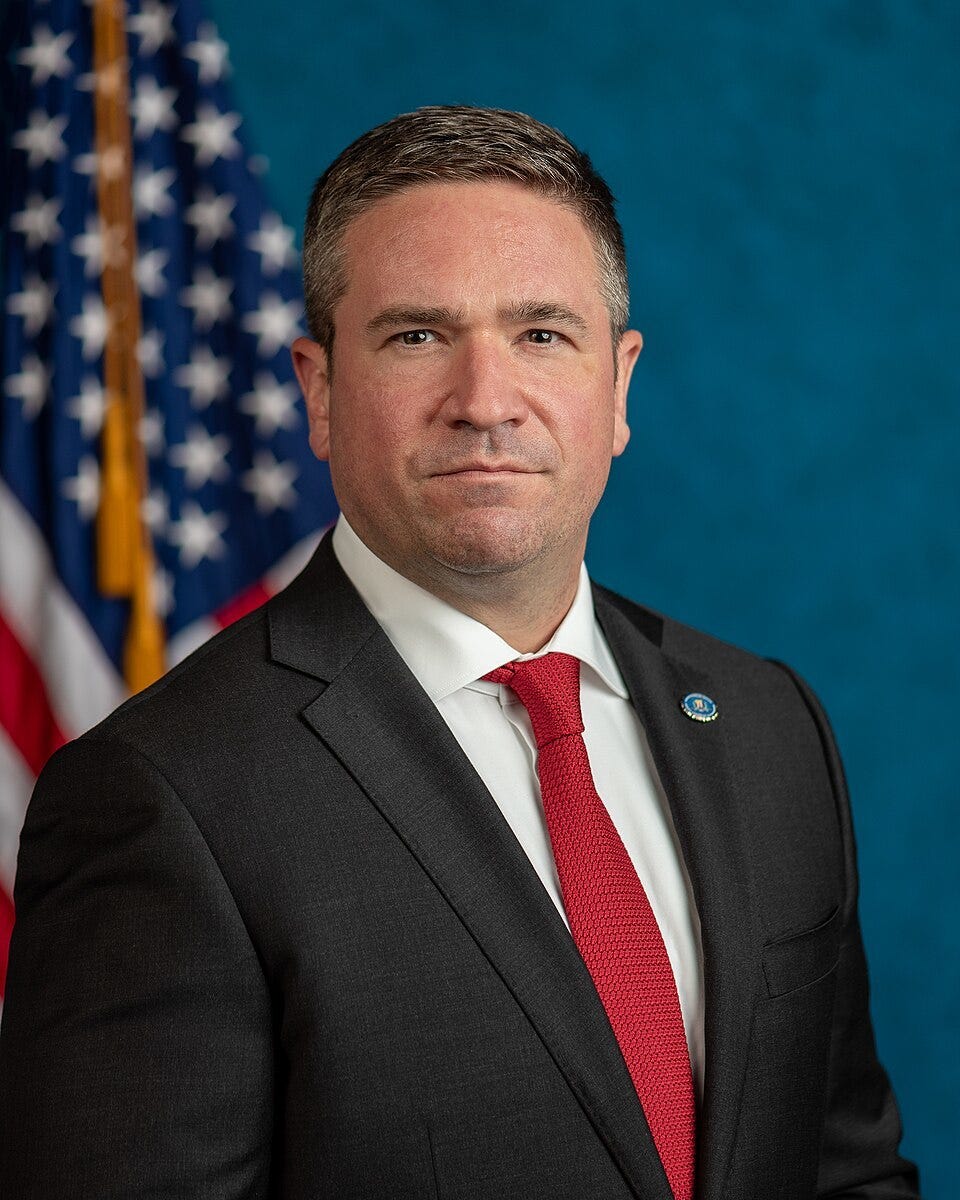 Andrew Bailey, en su retrato oficial como codirector adjunto del FBI. Andrew Bailey, en su retrato oficial como codirector adjunto del FBI.