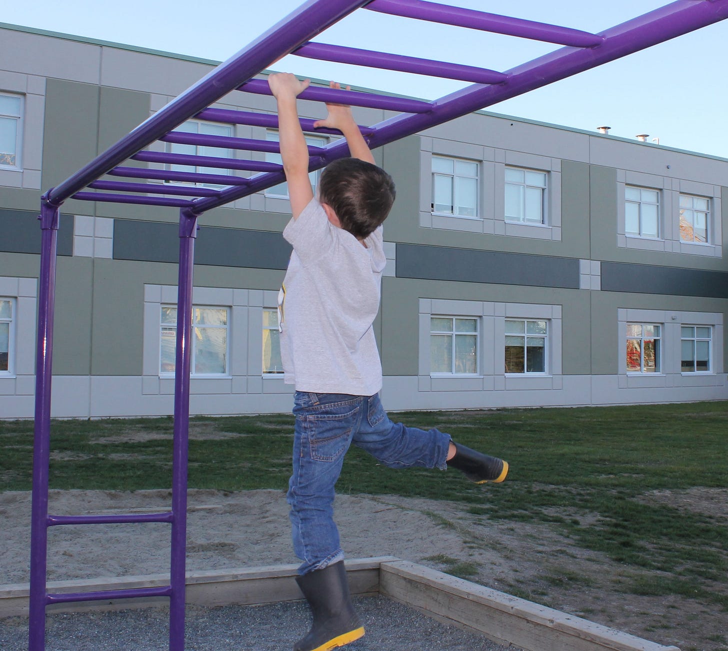 File:-365 monkeyBars (21665576909).jpg - Wikimedia Commons