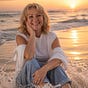 Lynn Robinson-Author & Medium's avatar
