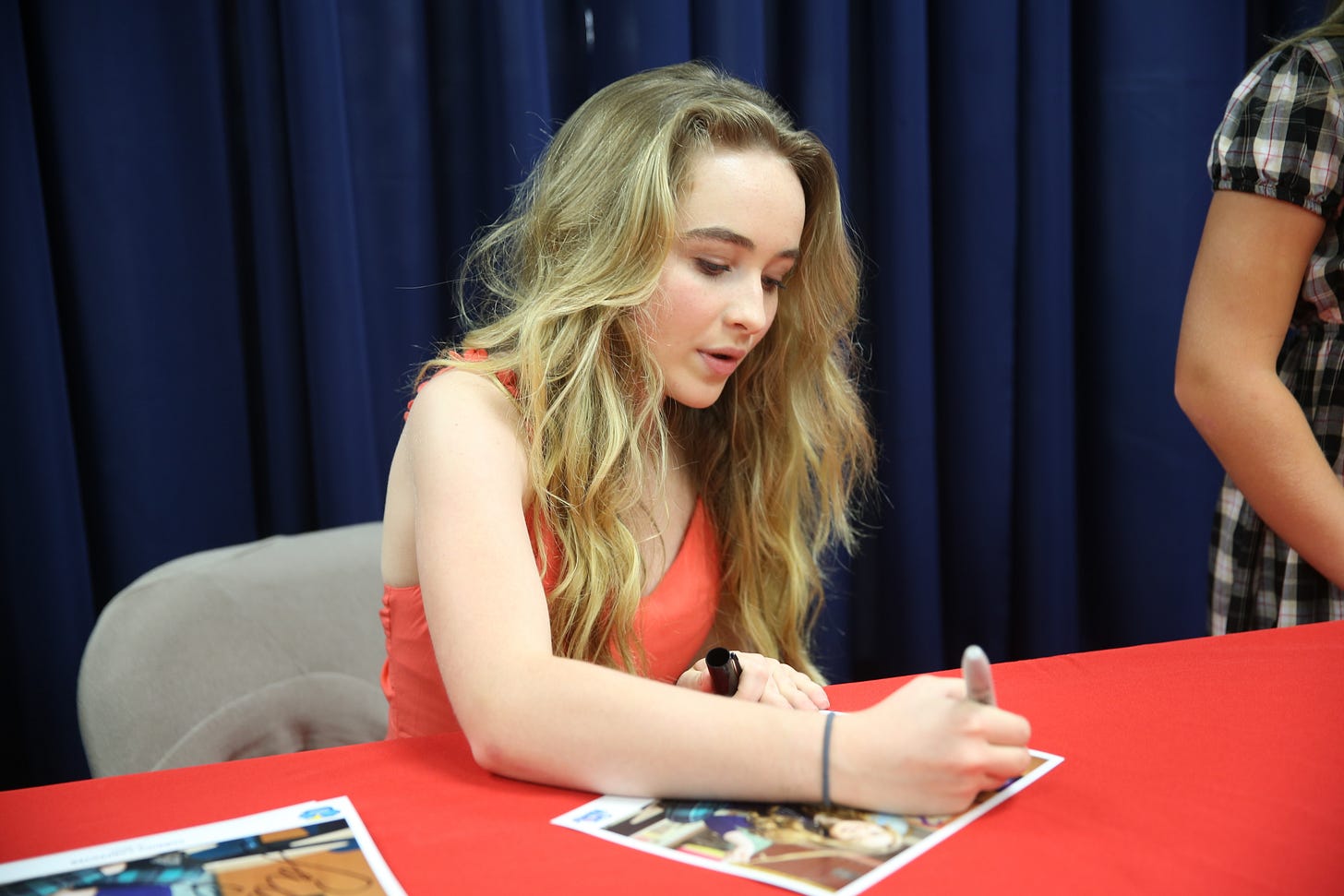 Singer Sabrina Carpenter signs autographs Singer Sabrina Carpenter signs autographs
