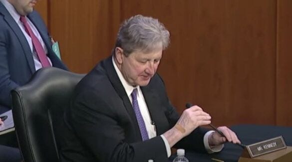 Republican Senator ripped Biden for what he's doing to hurt American ...