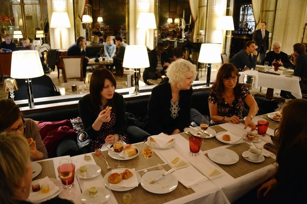 MyFrenchLife™ - MyFrenchLife.org - Two Lives - Paris & Southern France - Socialising in Paris MyFrenchLife™ - MyFrenchLife.org - Two Lives - Paris & Southern France - Socialising in Paris