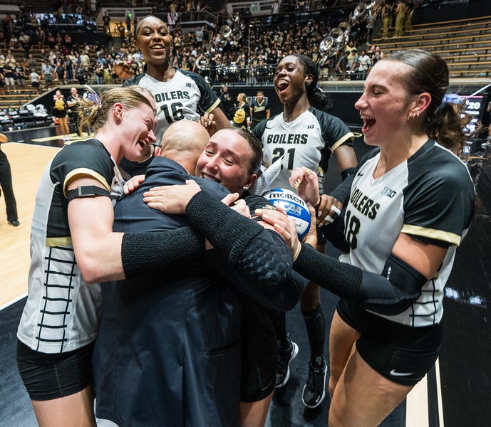 “Absolute delight” at Mackey Arena as Purdue volleyball sweeps reigning national champs, Shondell’s record win, freshman in spotlight
