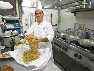 A – Rome – Chef with Tonnarelli 2 A – Rome – Chef with Tonnarelli 2