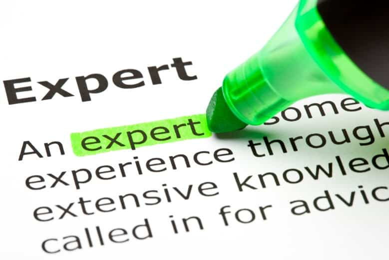 How to Become An Expert In Your Niche (Even If You Are Not)