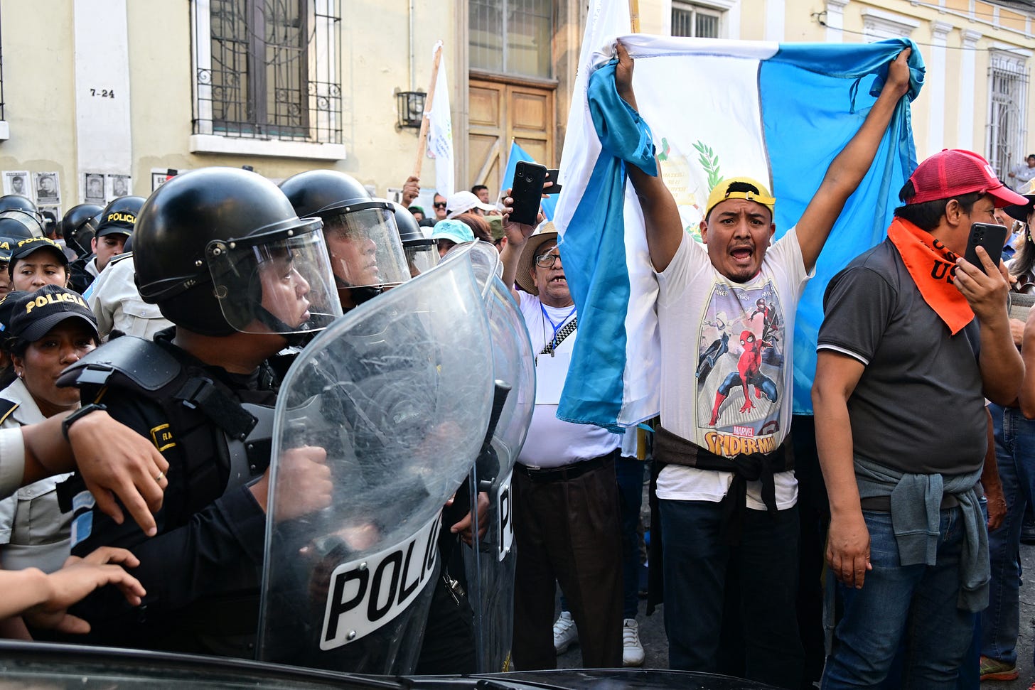 Supporters of Bernardo Arevalo demonstrate outside Congress over the weekend. (Photo by Martin Bernetti/AFP via Getty Images.) Supporters of Bernardo Arevalo demonstrate outside Congress over the weekend. (Photo by Martin Bernetti/AFP via Getty Images.)
