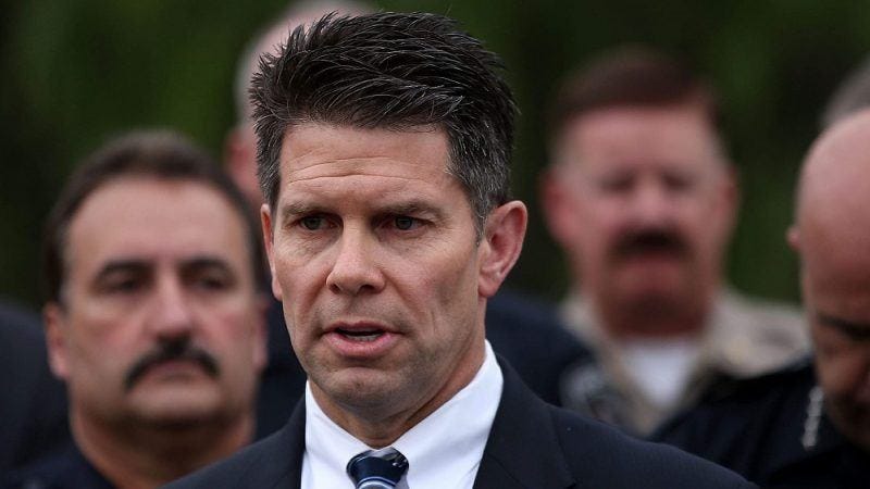 david bowdich replaces andrew mccabe at fbi david bowdich replaces andrew mccabe at fbi