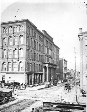 The Maxwell House Hotel, Circa 1900 The Maxwell House Hotel, Circa 1900