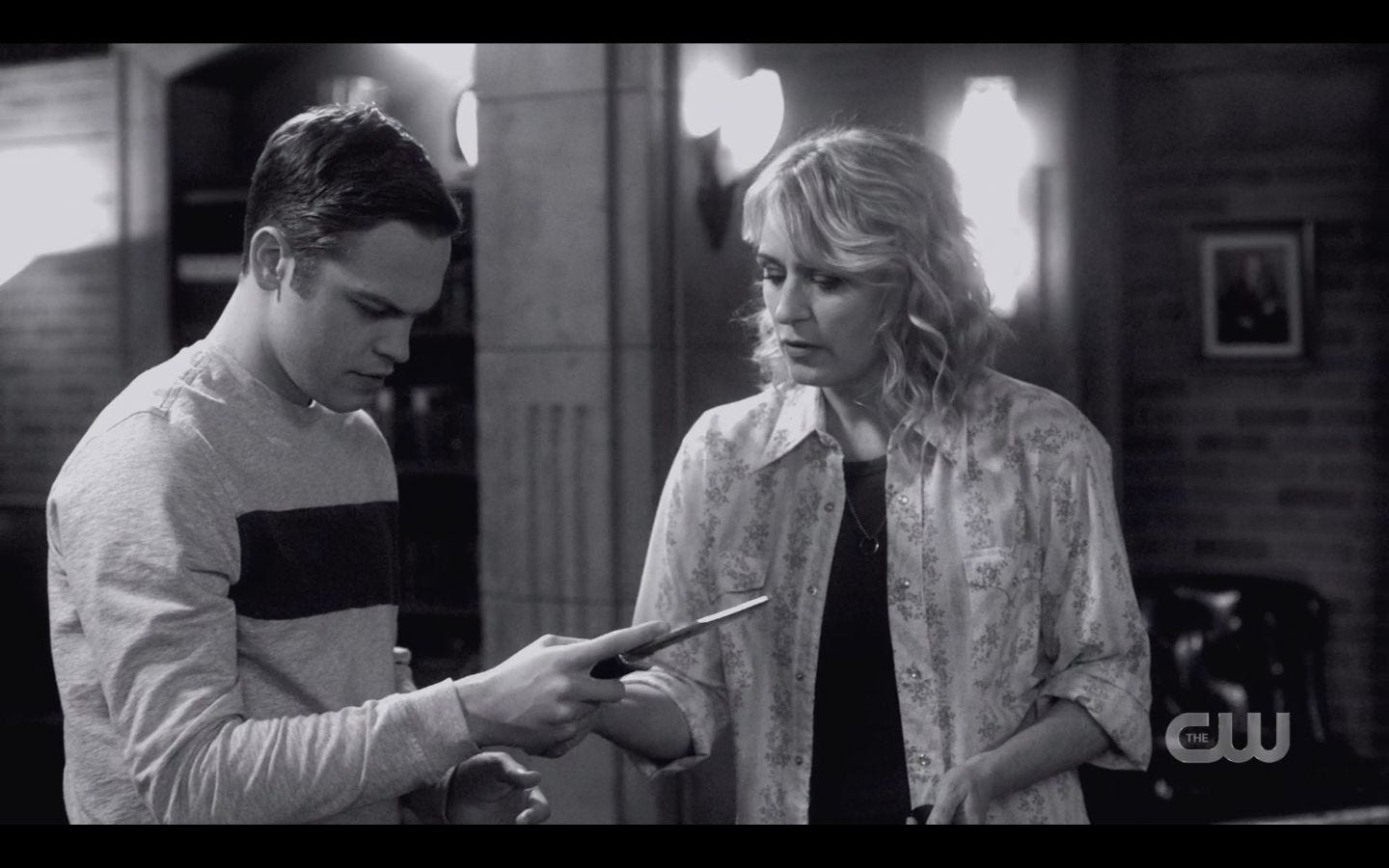 Mary Winchester teaching Jack how to use knife SPN Absence Mary Winchester teaching Jack how to use knife SPN Absence