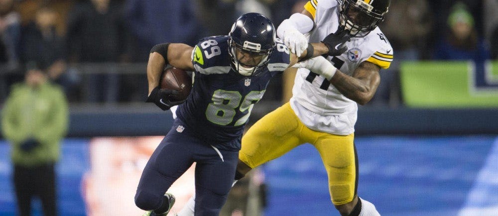 Putting NFL workplace danger in perspective 2016 images Putting NFL workplace danger in perspective 2016 images