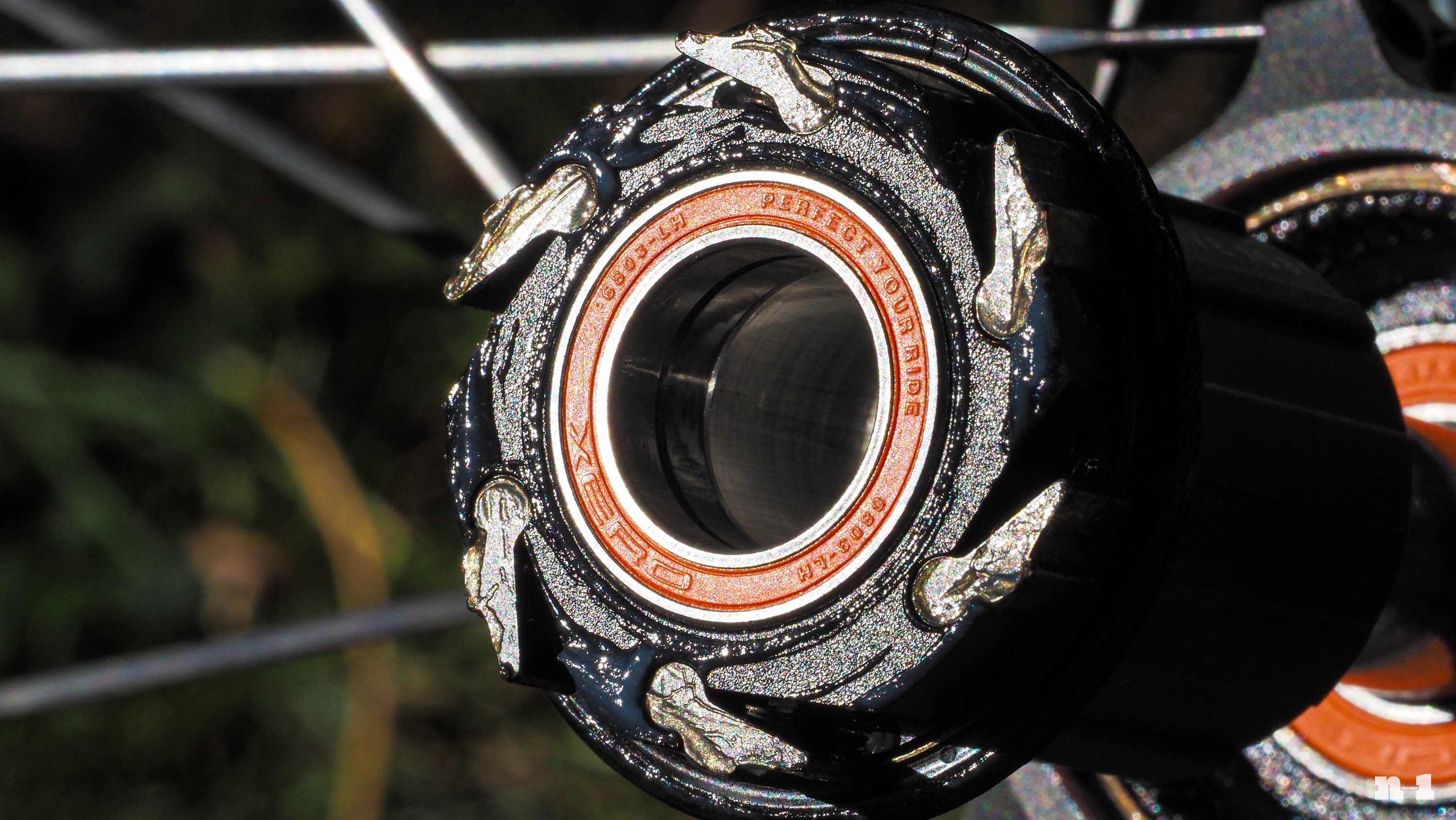 Bontrager Aeolus Pro 49V wheelset review - by James Huang