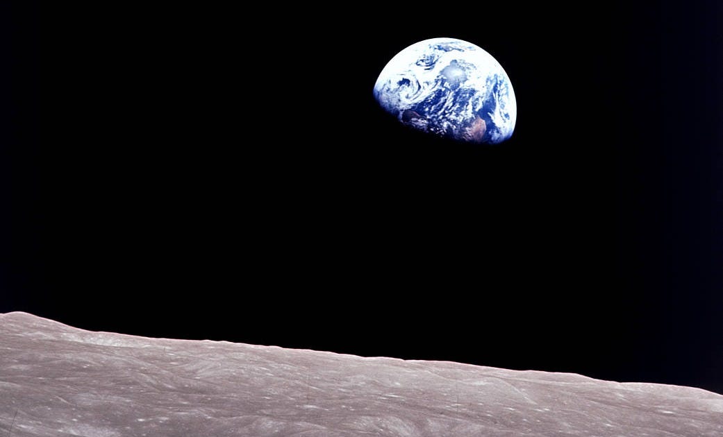 apollo 8 earthrise