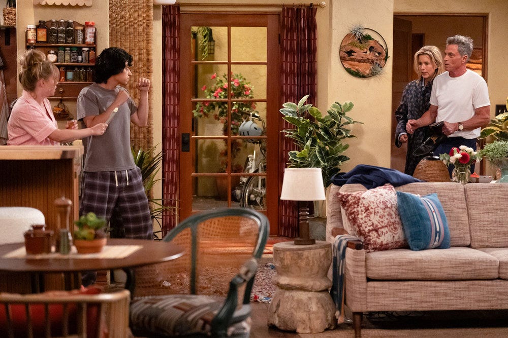 Newlyweds “Pilot” Episode 101 Lolo and Poppy trying to fight James as he surprised them by being in the house and Jeanie stops them Newlyweds “Pilot” Episode 101 Lolo and Poppy trying to fight James as he surprised them by being in the house and Jeanie stops them