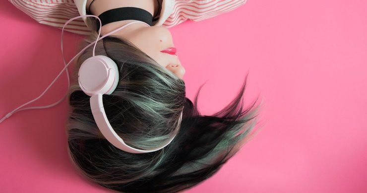 Audio alice moore e  aupyxbjm unsplash.jpg.1200x630 q85 box 0 579 3780 2562 crop