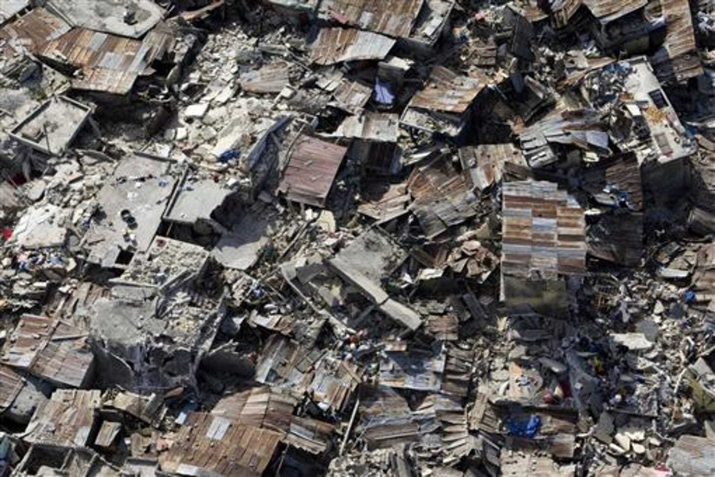 <HeadLine>U.N. handout shows destroyed buildings after an earthquake in Port-au-Prince</HeadLine>
