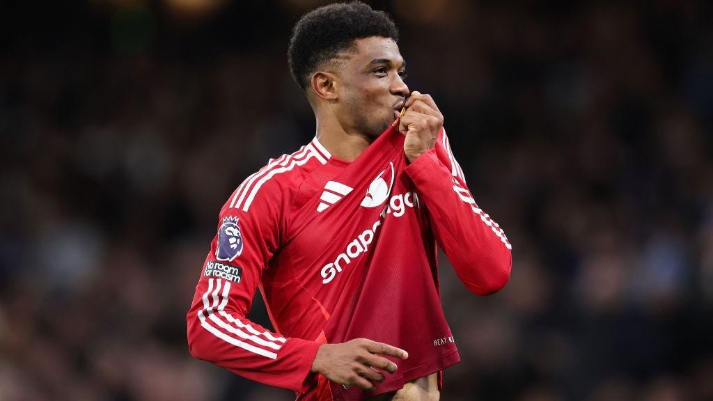 Amad Diallo: Ivory Coast winger signs new Man Utd contract until 2030 - BBC  Sport