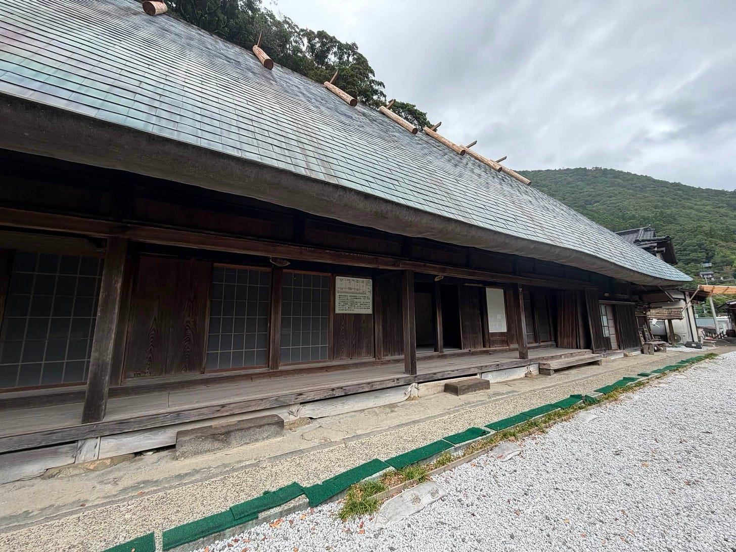 寺院の画像のようです
