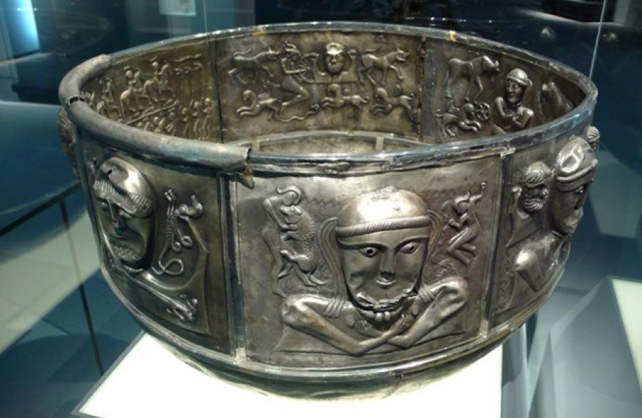 Discovered in Gundestrup, Denmark and dating to 1500 BC this Celtic cauldron is made from 13 silver plates weighing almost nine kg. History Museum Bern. (CC BY-SA 2.0) Discovered in Gundestrup, Denmark and dating to 1500 BC this Celtic cauldron is made from 13 silver plates weighing almost nine kg. History Museum Bern. (CC BY-SA 2.0)