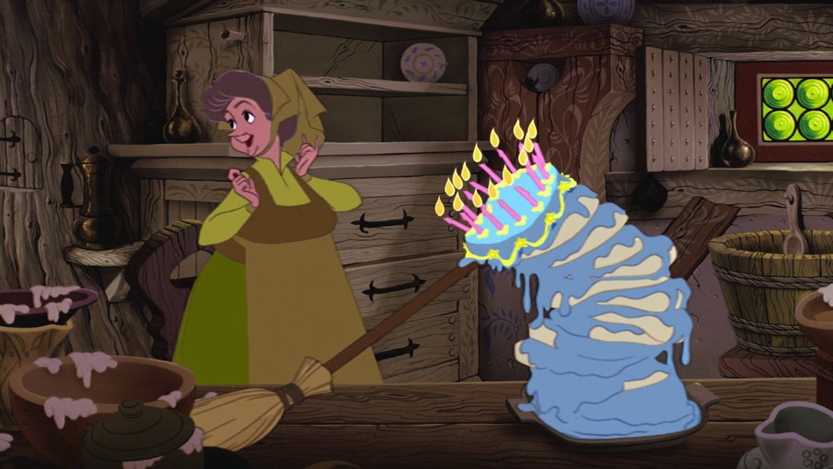 A Real Life Version of SLEEPING BEAUTY's Birthday Cake - Nerdist