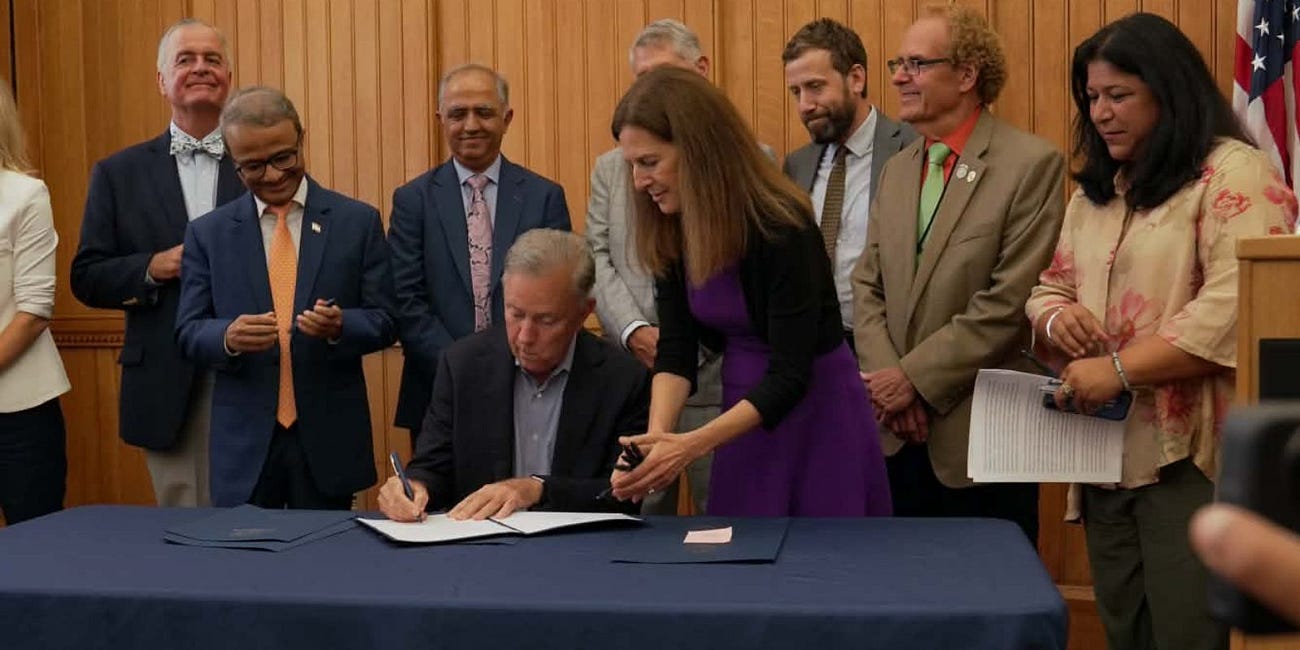 Governor Signs Bill Creating Connecticut-India Trade Commission