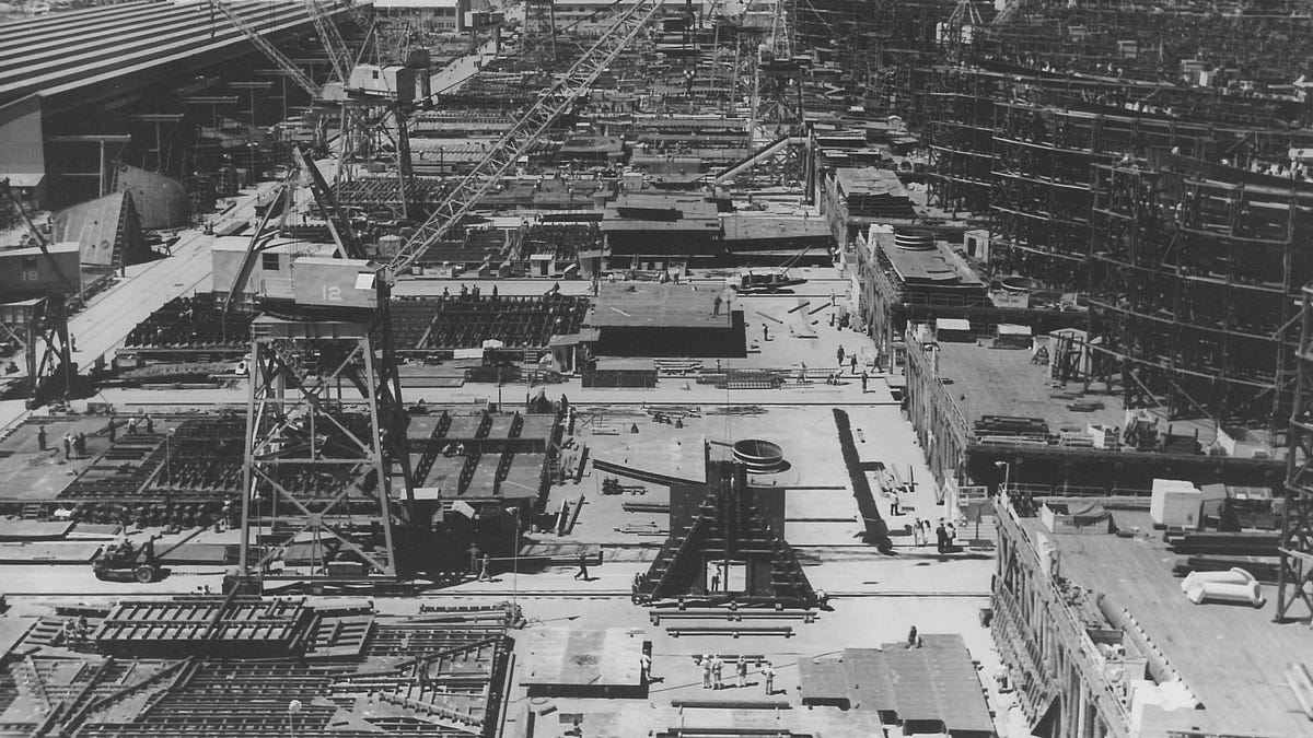 How the US Built 5,000 Ships in WWII
