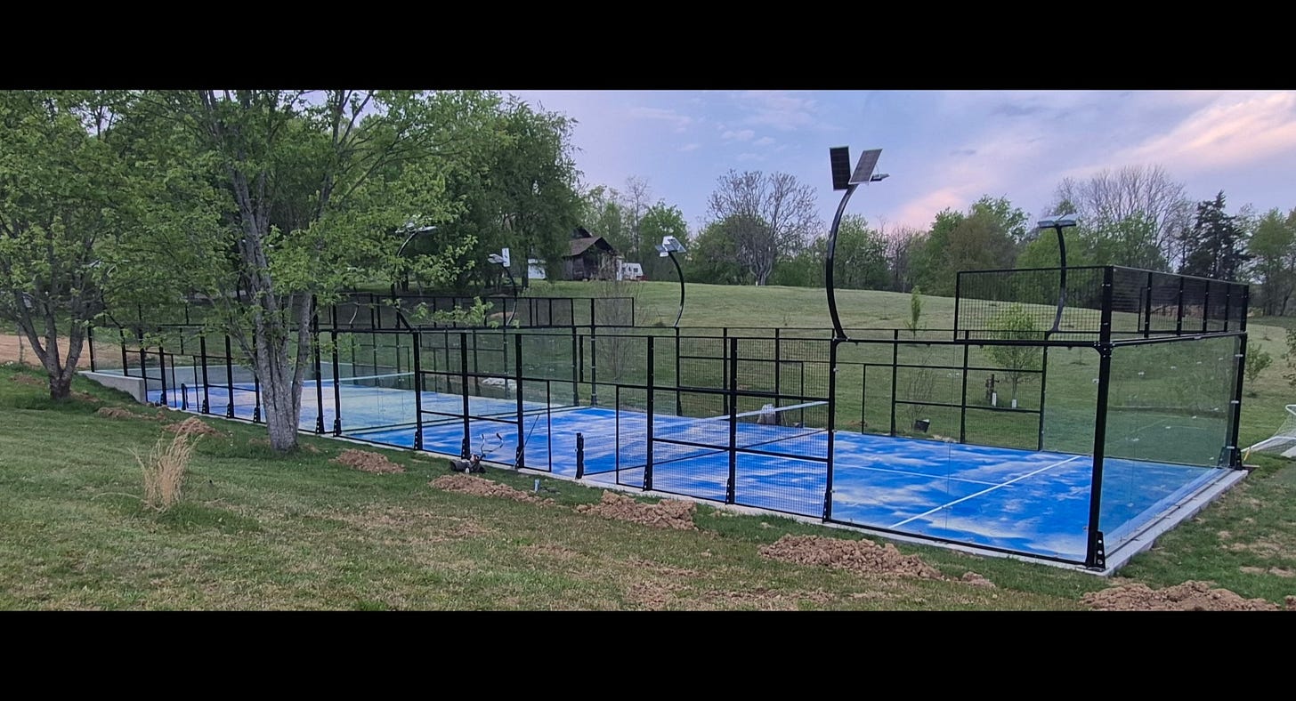 Vitesse Padel in Gray, TN