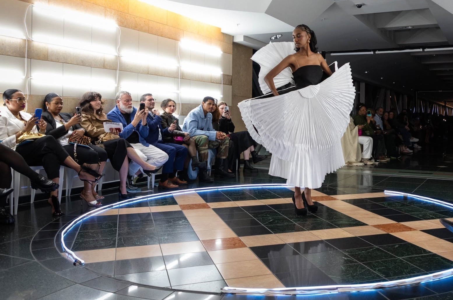 detroit dress designer Detroit fashion designer Darylynn Mumphord launches epilepsy support organization