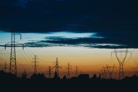 Free Images : horizon, silhouette, cloud, structure, sky, technology ...