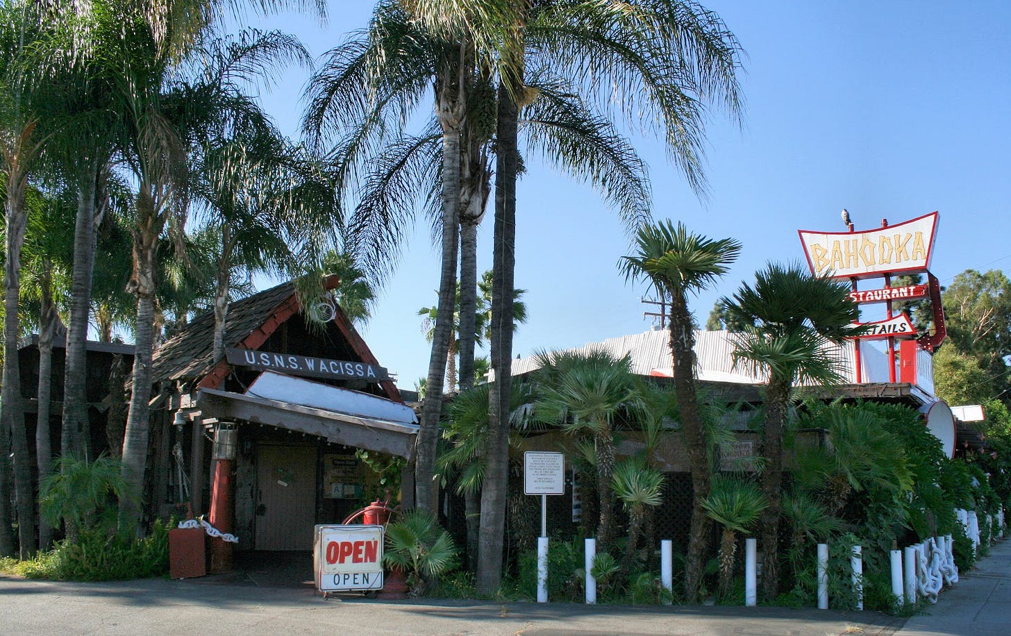 Tiki Lagoon: Bahooka!