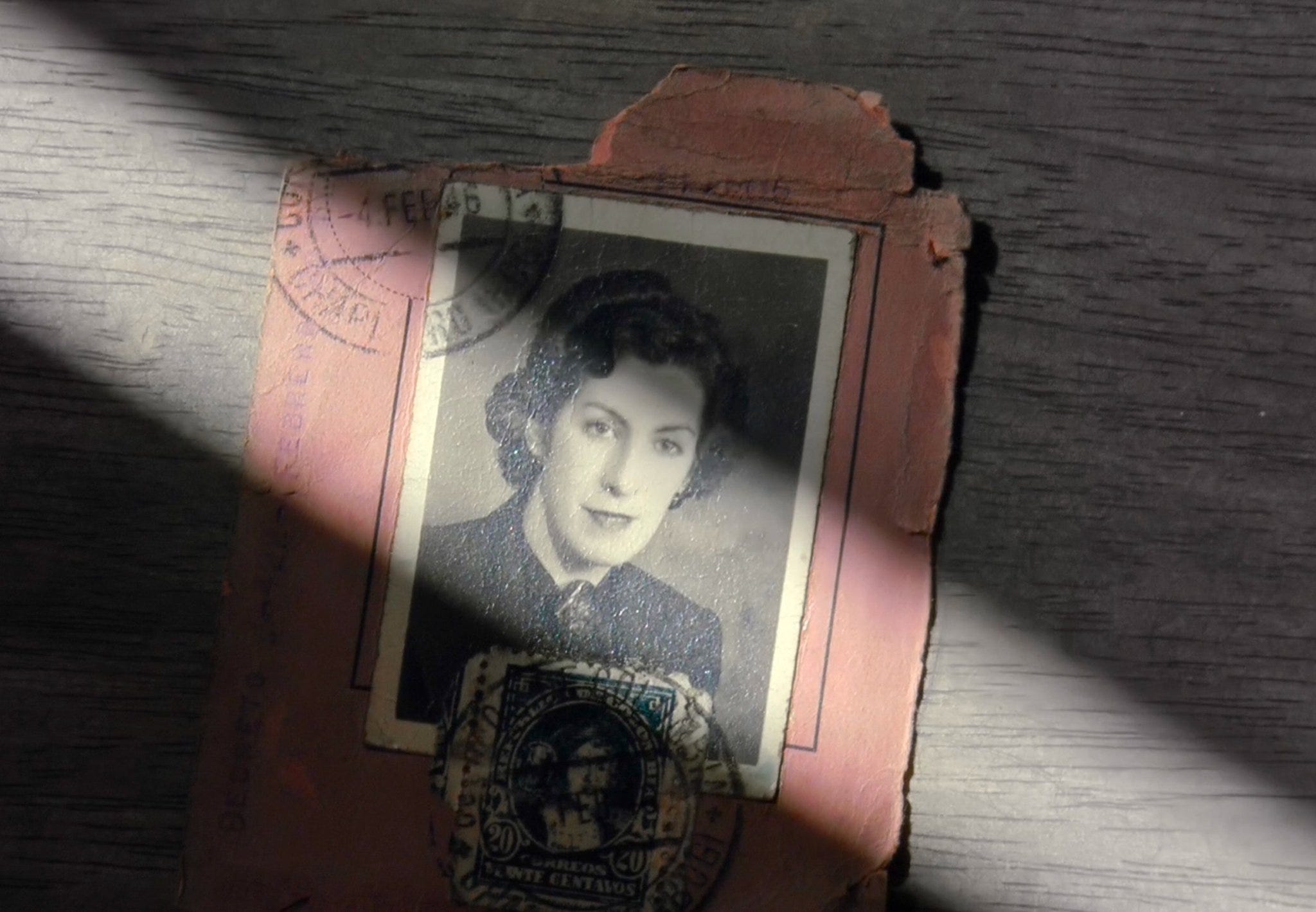 323. Ana Rosa (2023) - Cinescritos