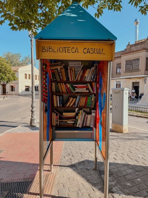 📚 Bookworms Abroad
