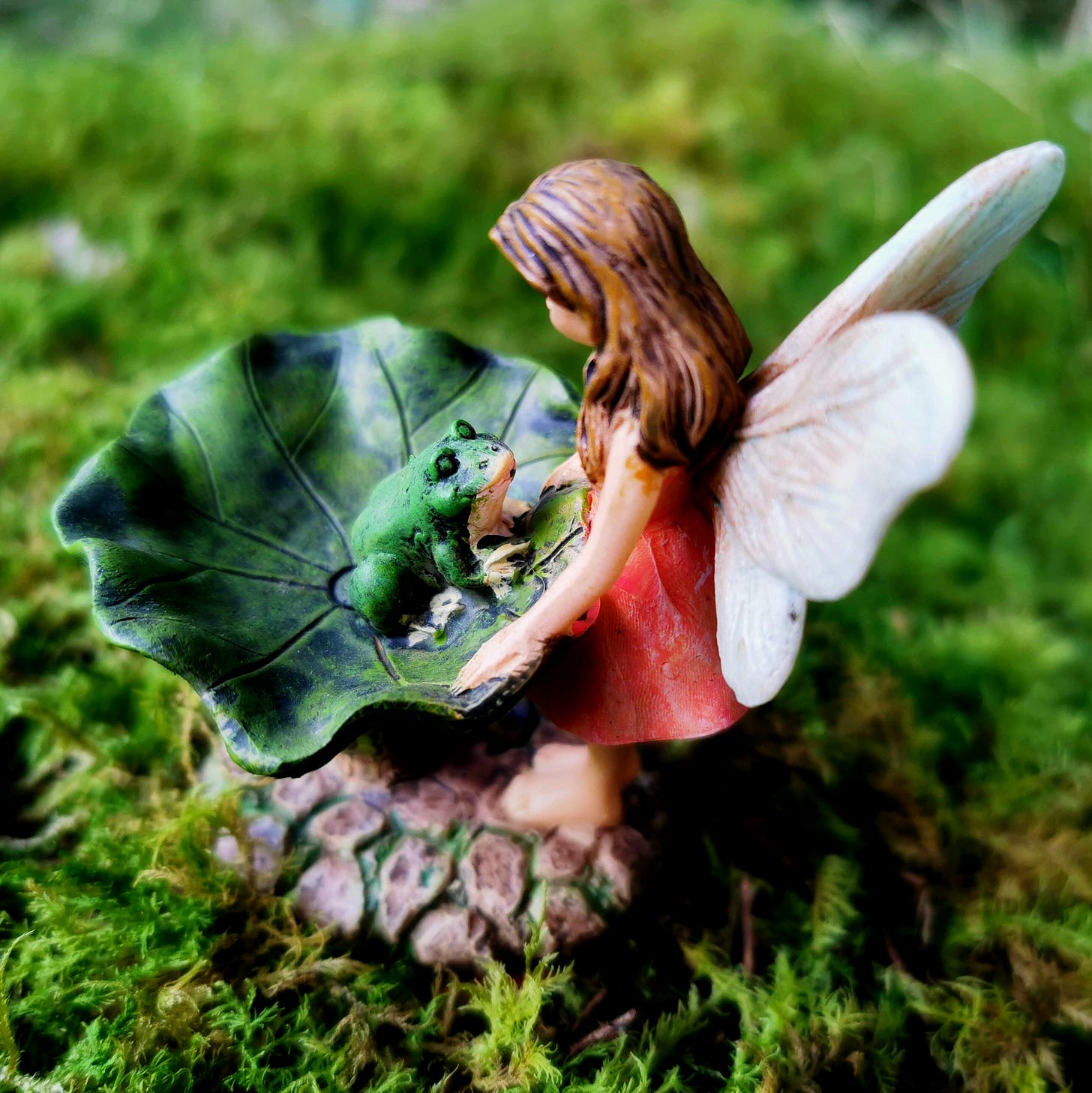 frog and fairy lawn ornament