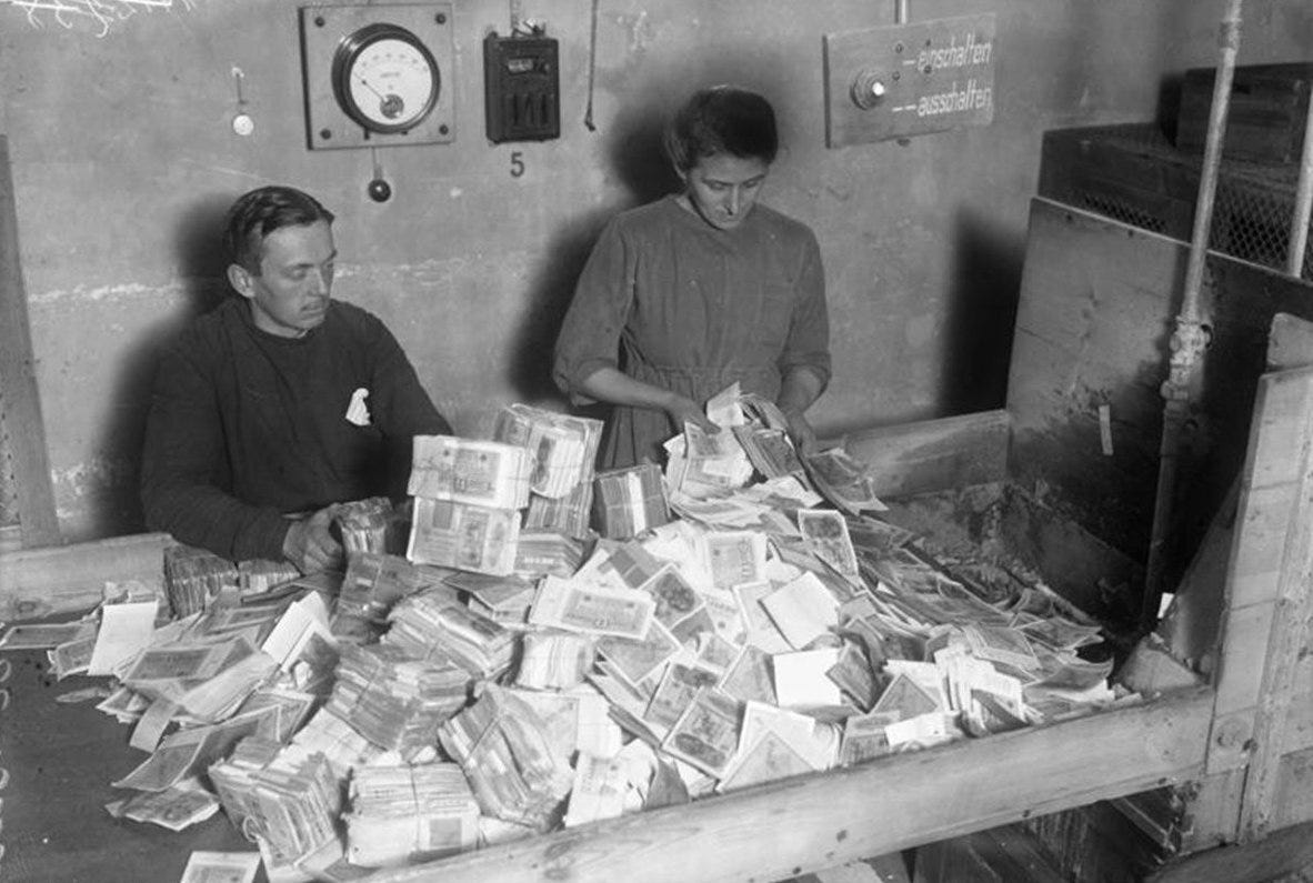 The Weimar Republic and Hyperinflation — Il Ponte - BISLA Student Journal