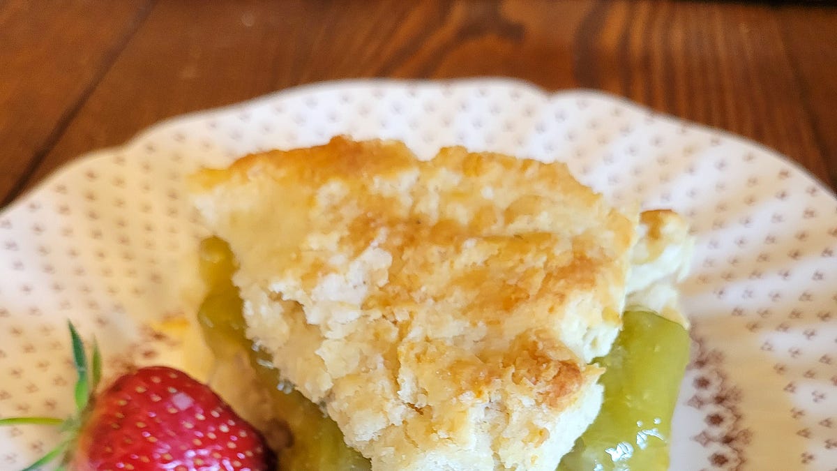 Recipes for Victory #25: Rhubarb Shortcake