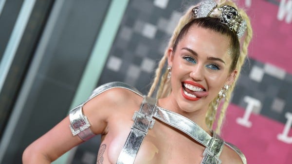 miley cyrus taking on the voice licking christina aguileras button 2016 gossip miley cyrus taking on the voice licking christina aguileras button 2016 gossip