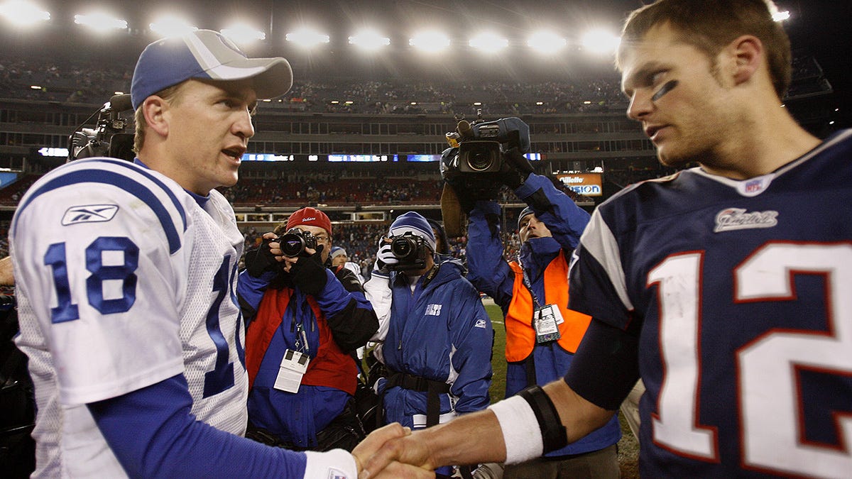 Tom Brady reveals why Peyton Manning 'was a gift to my NFL career' – NBC  Sports Boston