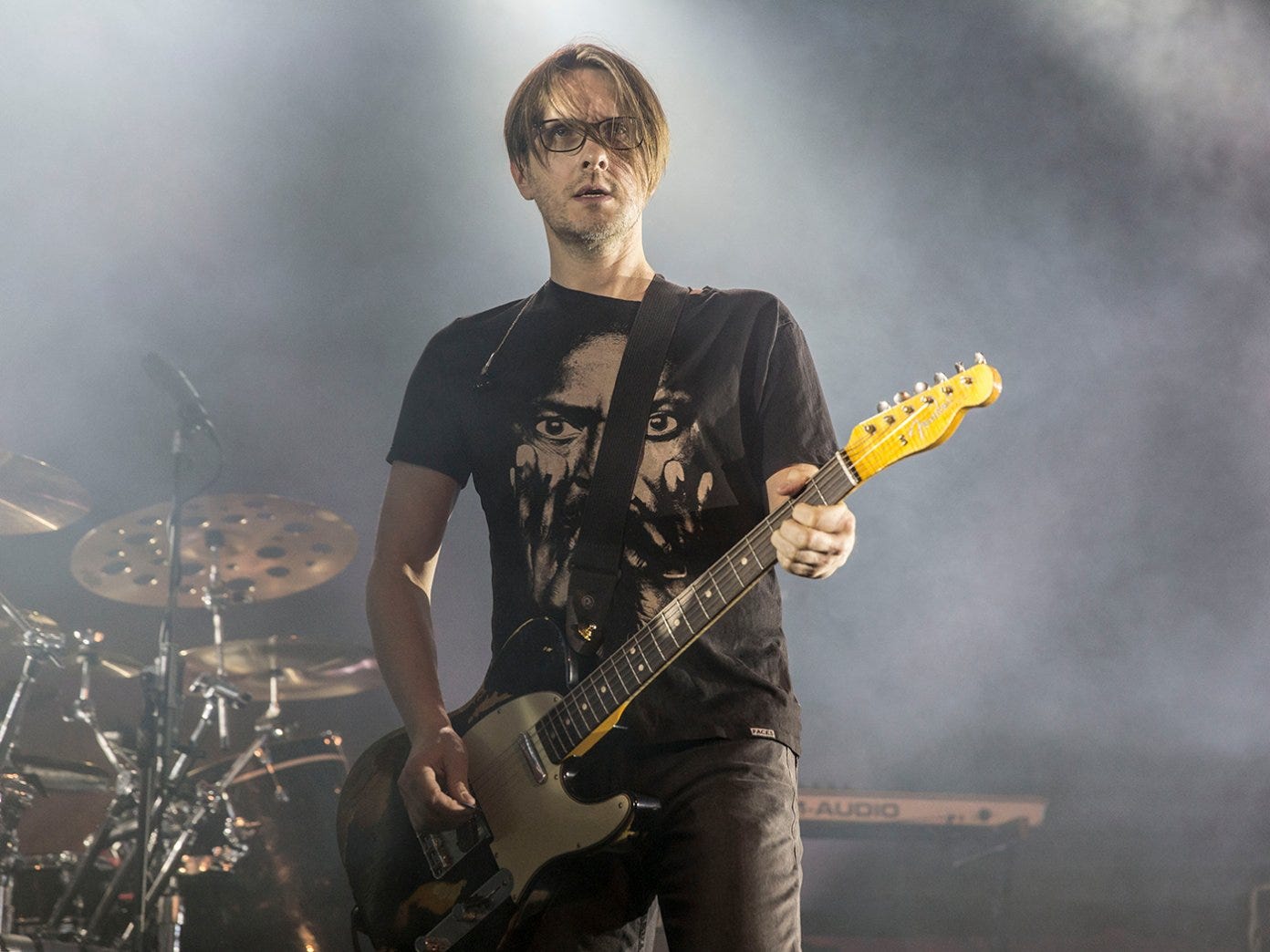 Steven Wilson, onstage, with guitar Steven Wilson, onstage, with guitar