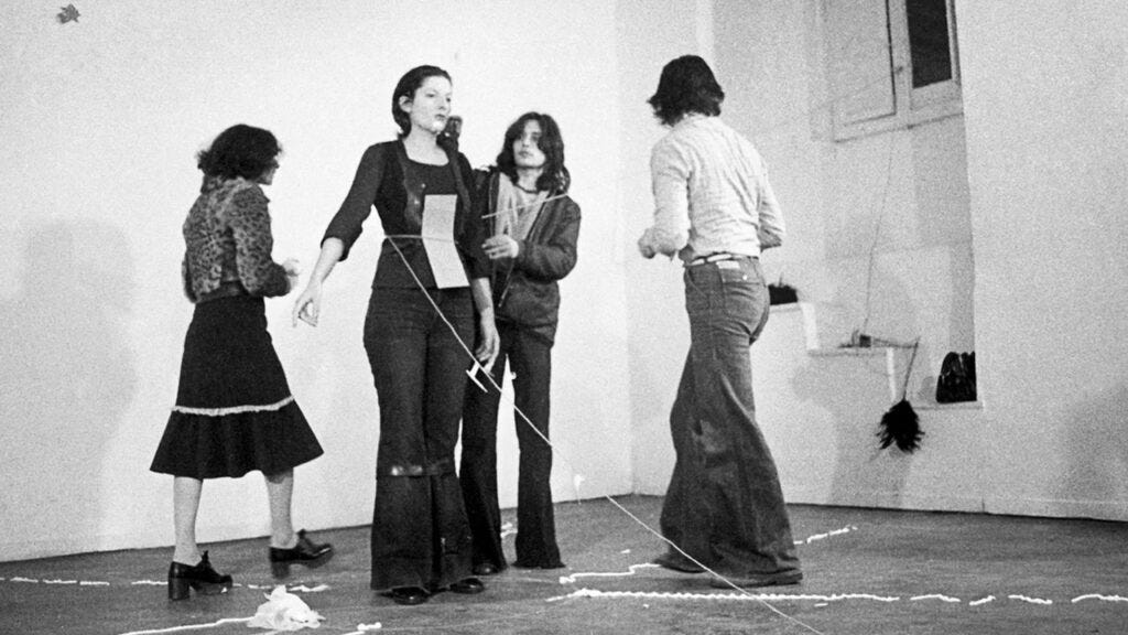 Rhythm 0 de Marina Abramovic en el Foco de la Galería